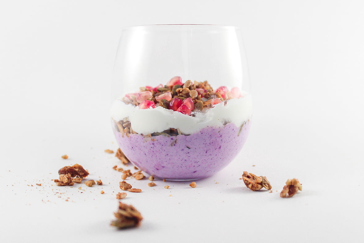 Double-layered yogurt with granola, made with Arctic Flavors 100% natural wild blueberry powder