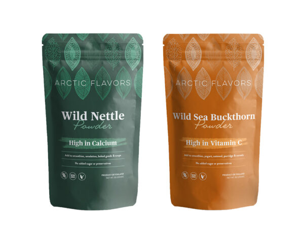 Green smoothie booster duo with wild nettle and wild sea buckthorn powder from Finland. Add these superfood booster powders by Arctic Flavors in your green smoothies.