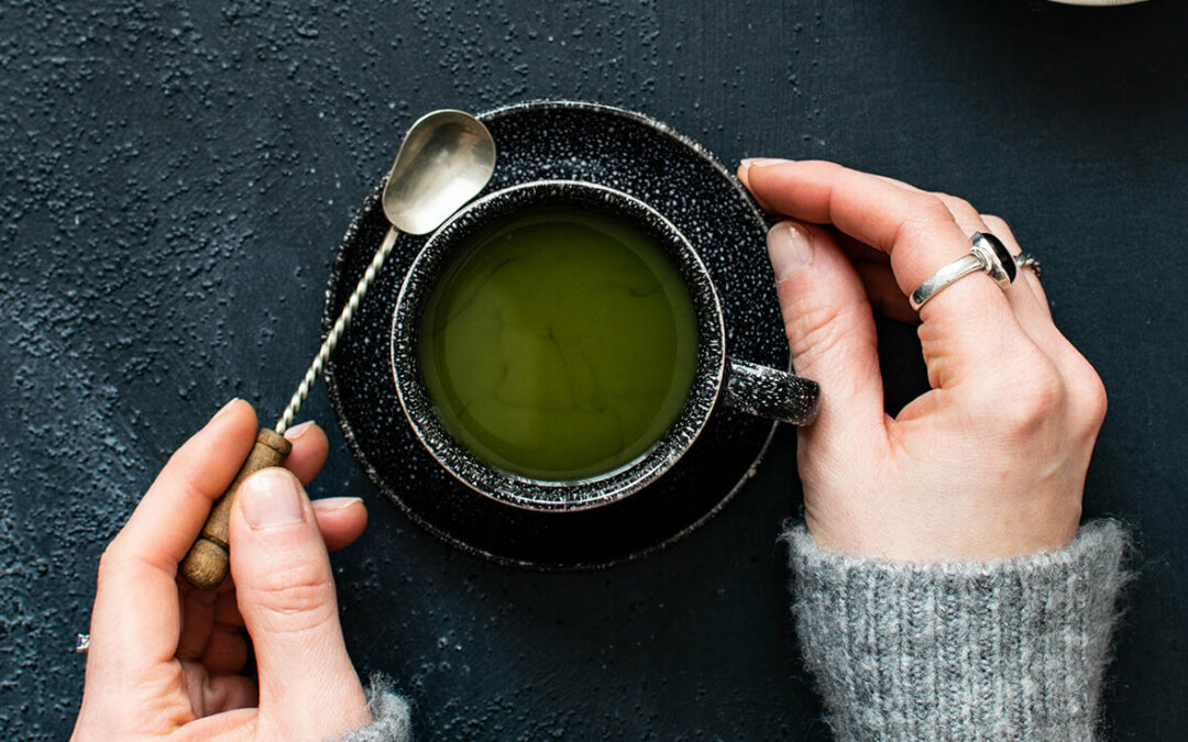 How to Make Nettle Tea with Nettle Powder? Make the perfect homemade nettle tea with nettle tea powder in just a few simple steps. An easy nettle tea recipe with optional delicious variations. Made with Arctic Flavors nettle tea powder.